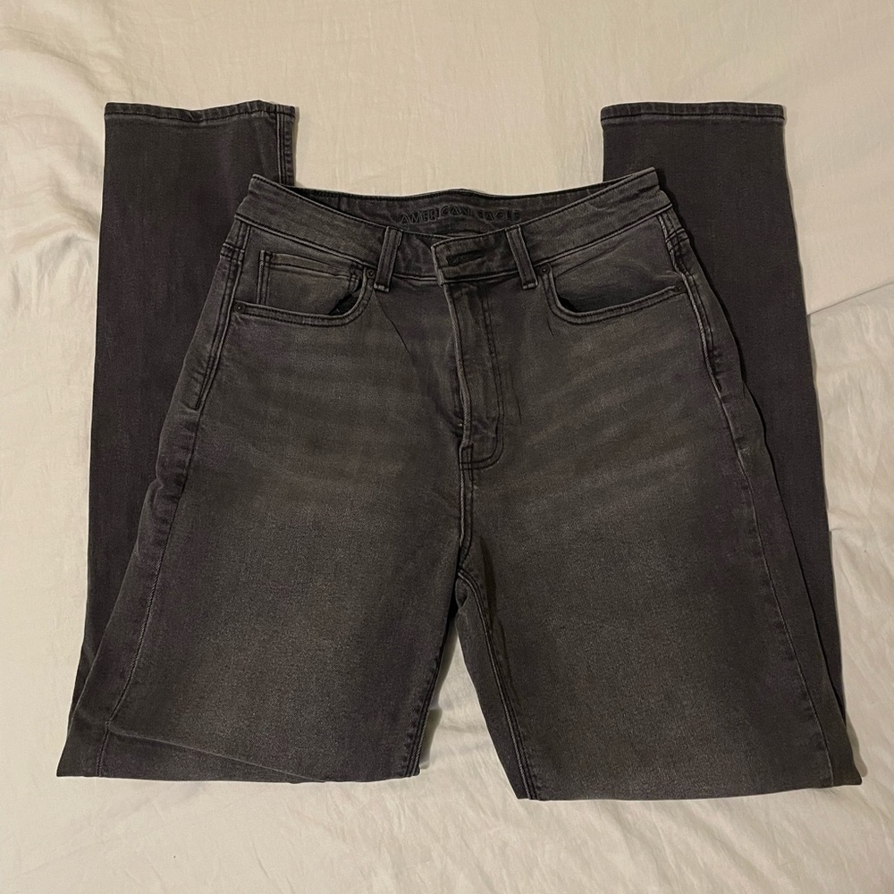 American Eagle mom jeans